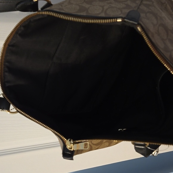 Coach shoulder bag like new - Picture 9 of 14